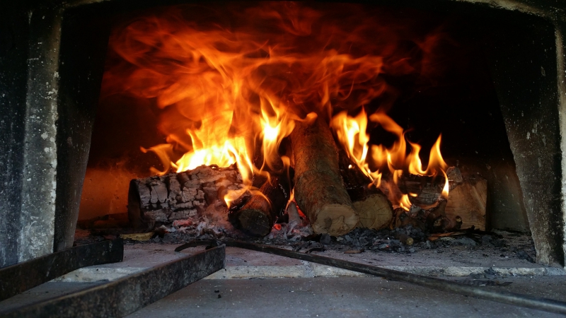 pizzeria-FORCALQUEIRET-min_wood-fired-oven-1960099